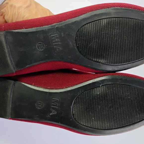 MIA Girl Slip On Flat Shoes Allie Women's Sz 7.5 Textile Burgundy Ballet - Picture 7 of 14